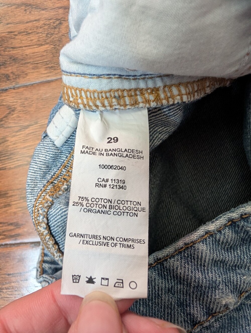 Dynamite Denim Shorts Size 29 - Picture 4 of 7
